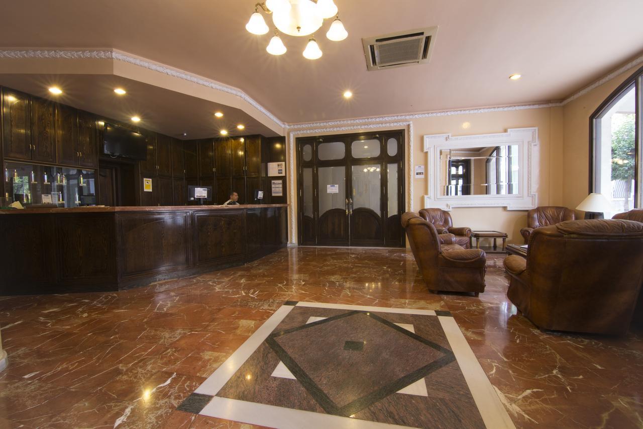 Balneario De Archena - Hotel Leon エクステリア 写真